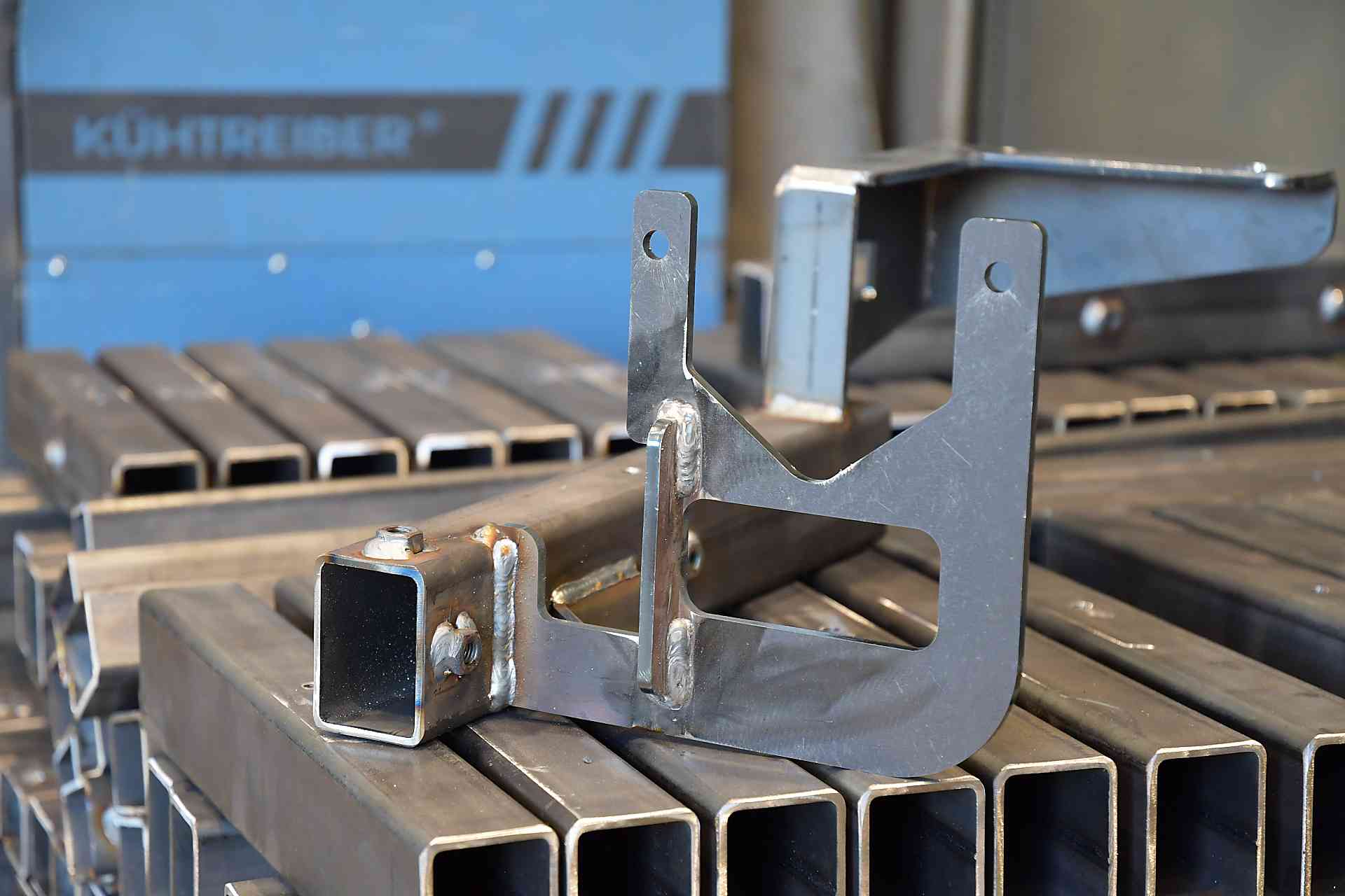 Welded component - holder